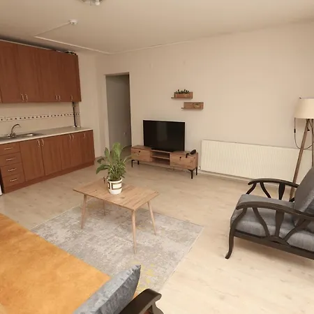 Midtown Suit Flat Apartmanhotel *